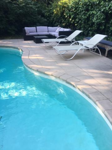 Serenity Chambre D'Hote Au Calme Des Maitres Tibetains Y Ont Sejourne 15 Mn Des Plages Apartment Mougins Exterior photo